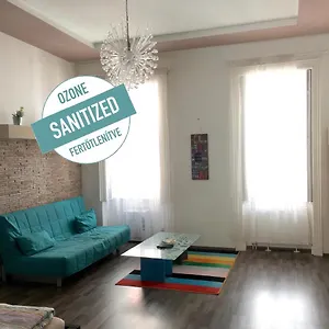 Apartamento Budget By Hi5-kiraly 99, Budapest